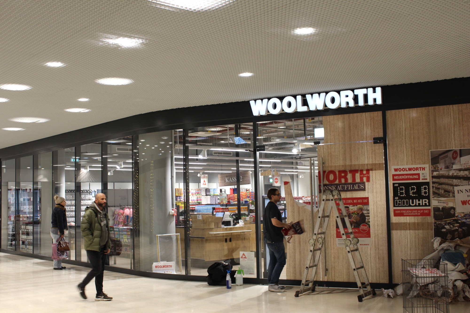Das Aktionskaufhaus Woolworth eröffnet am 13. Dezember im HELIO.