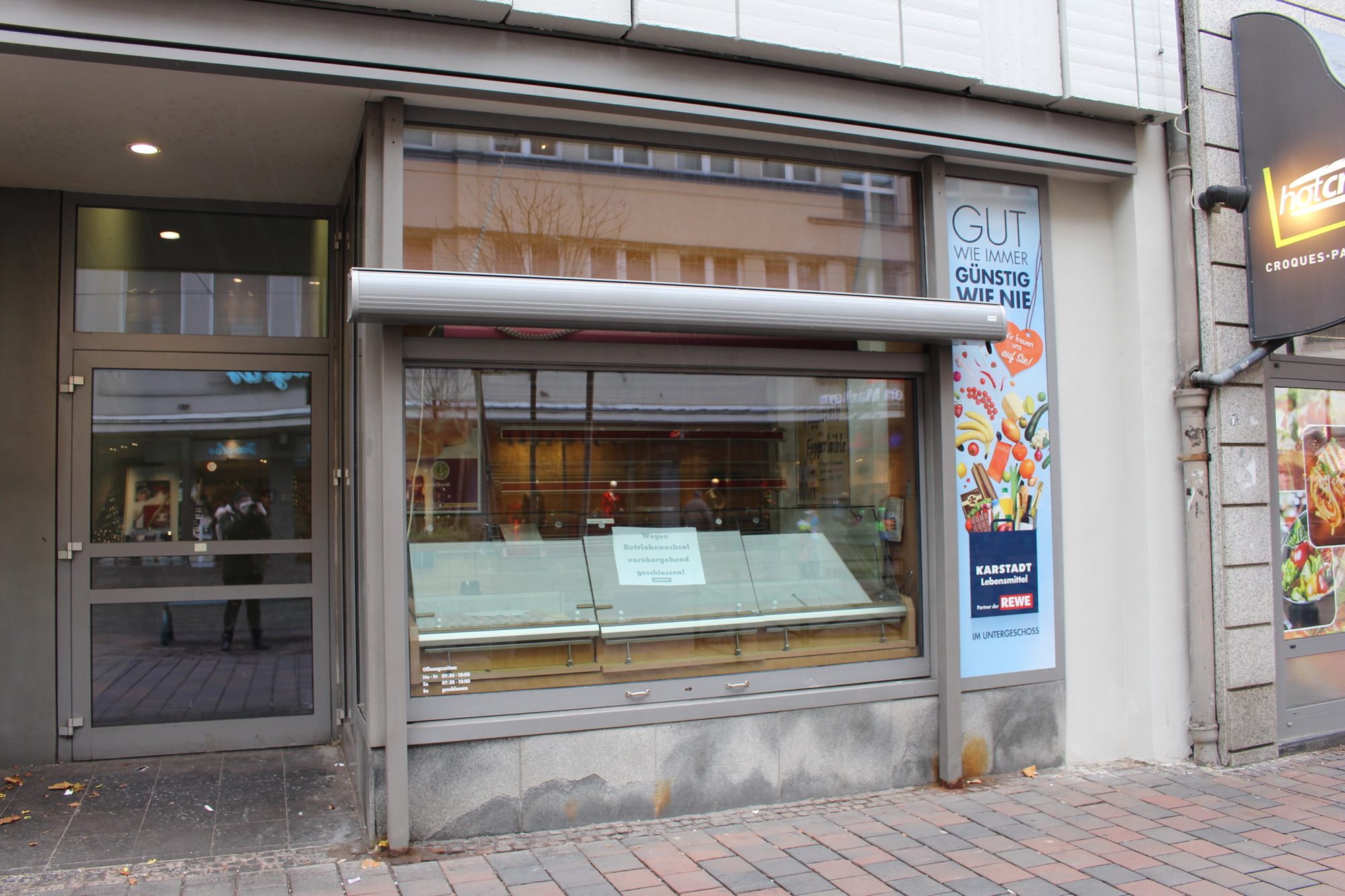 Die Bäckerei Balletshofer hat sein Laden neben dem Karstadt dauerhaft geschlossen.