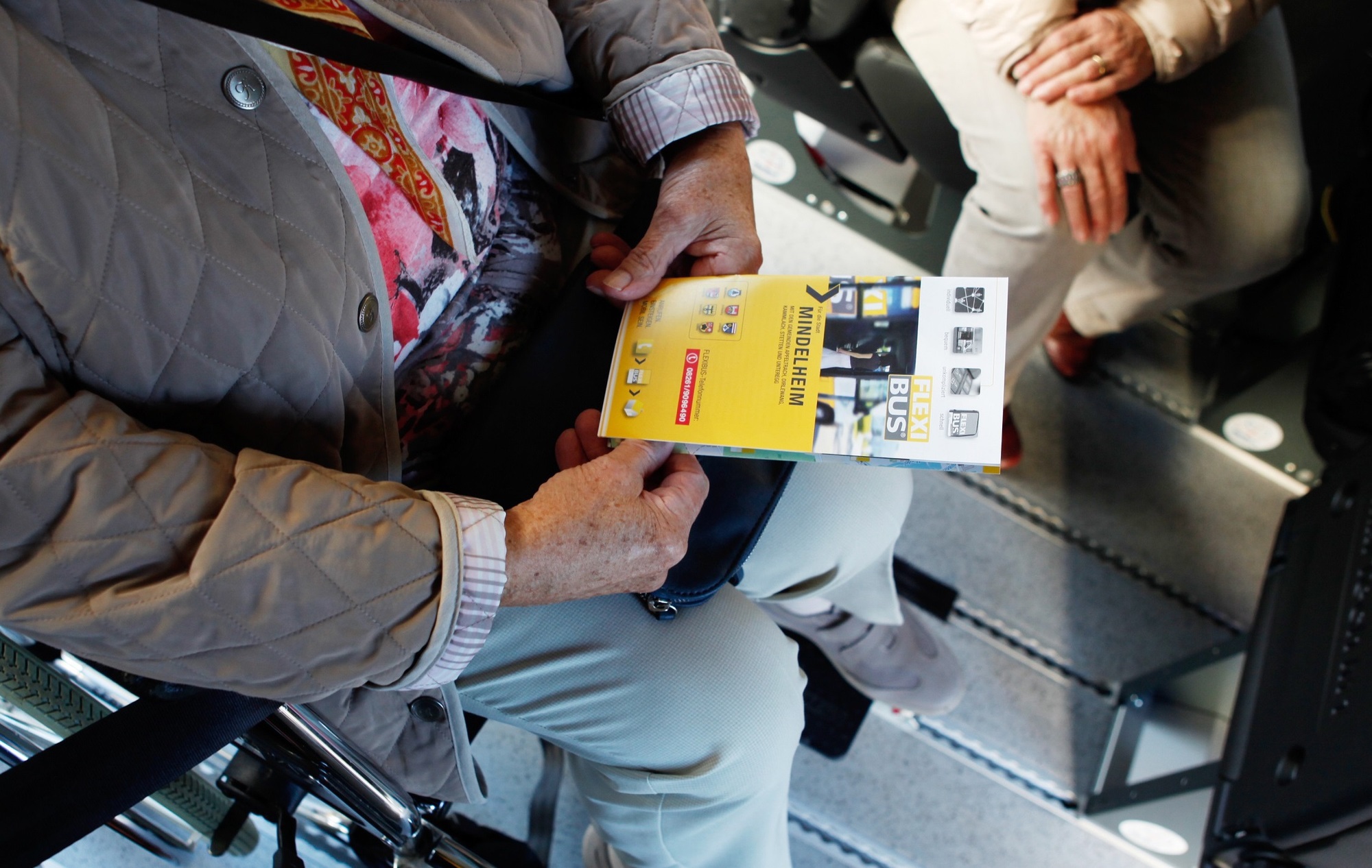 Der Flexibus bringt auch für Menschen mit Behinderung und Senioren Verbesserungen im öffentlichen Personennahverkehr. Foto: Stefanie Vögele/Landratsamt Unterallgäu