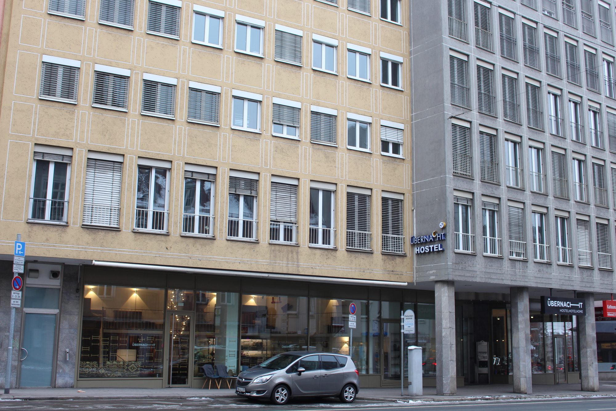 Das „Übernacht“-Hostel in der Karlstraße. Foto: Angelina Märkl/B4B WIRTSCHAFTSLEBEN SCHWABEN