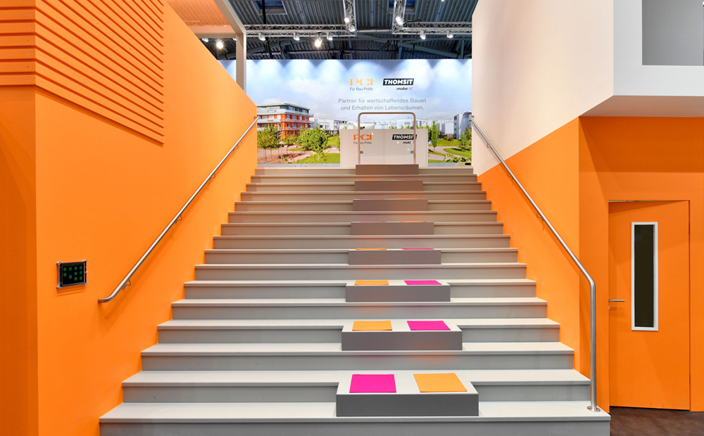 Treppe mit Sitzgelegenheit