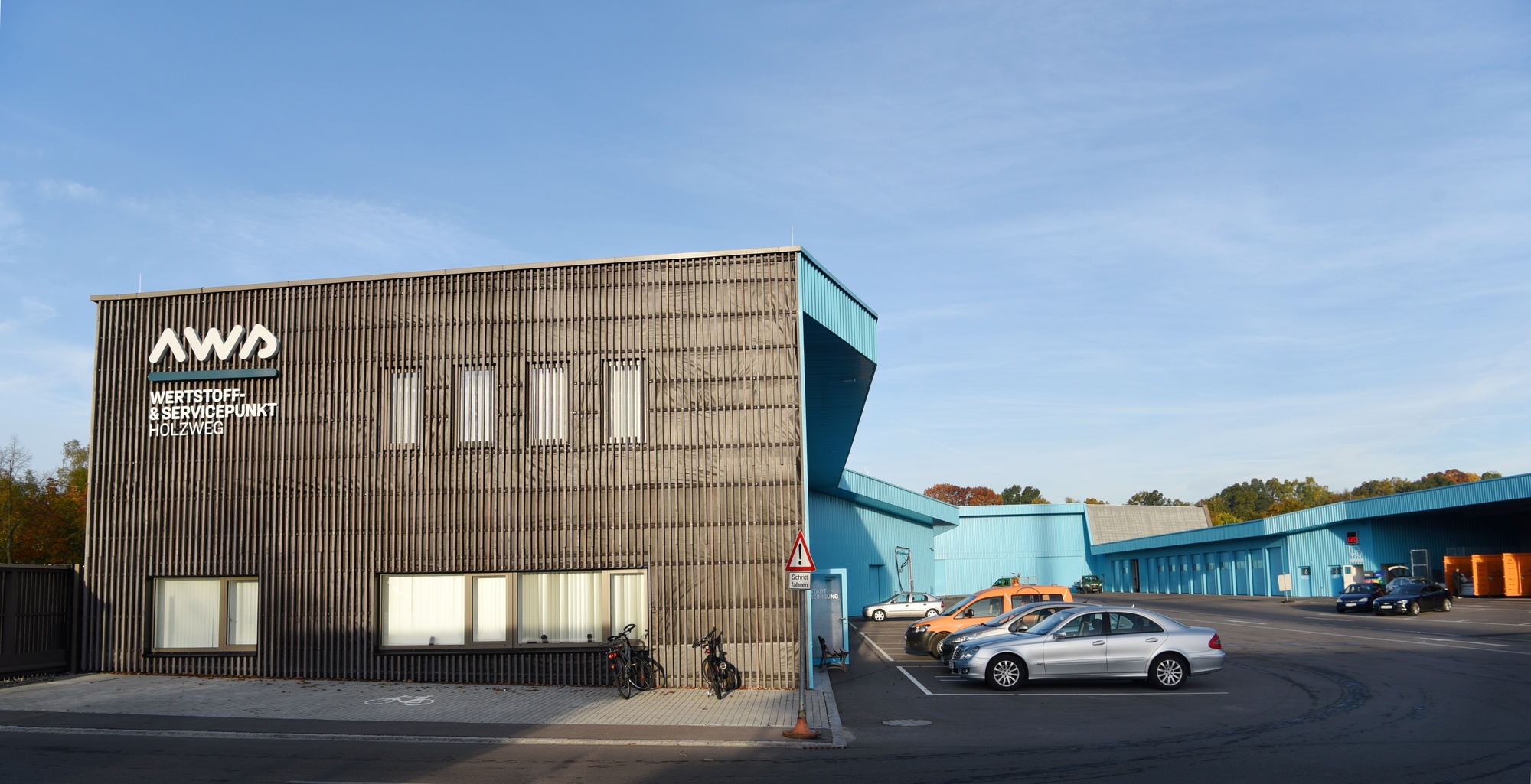 Der Neubau des Depot Nord am Holzweg wurde mit einem renommierten Architekturpreis ausgezeichnet. Foto: Ruth Plössel/Stadt Augsburg