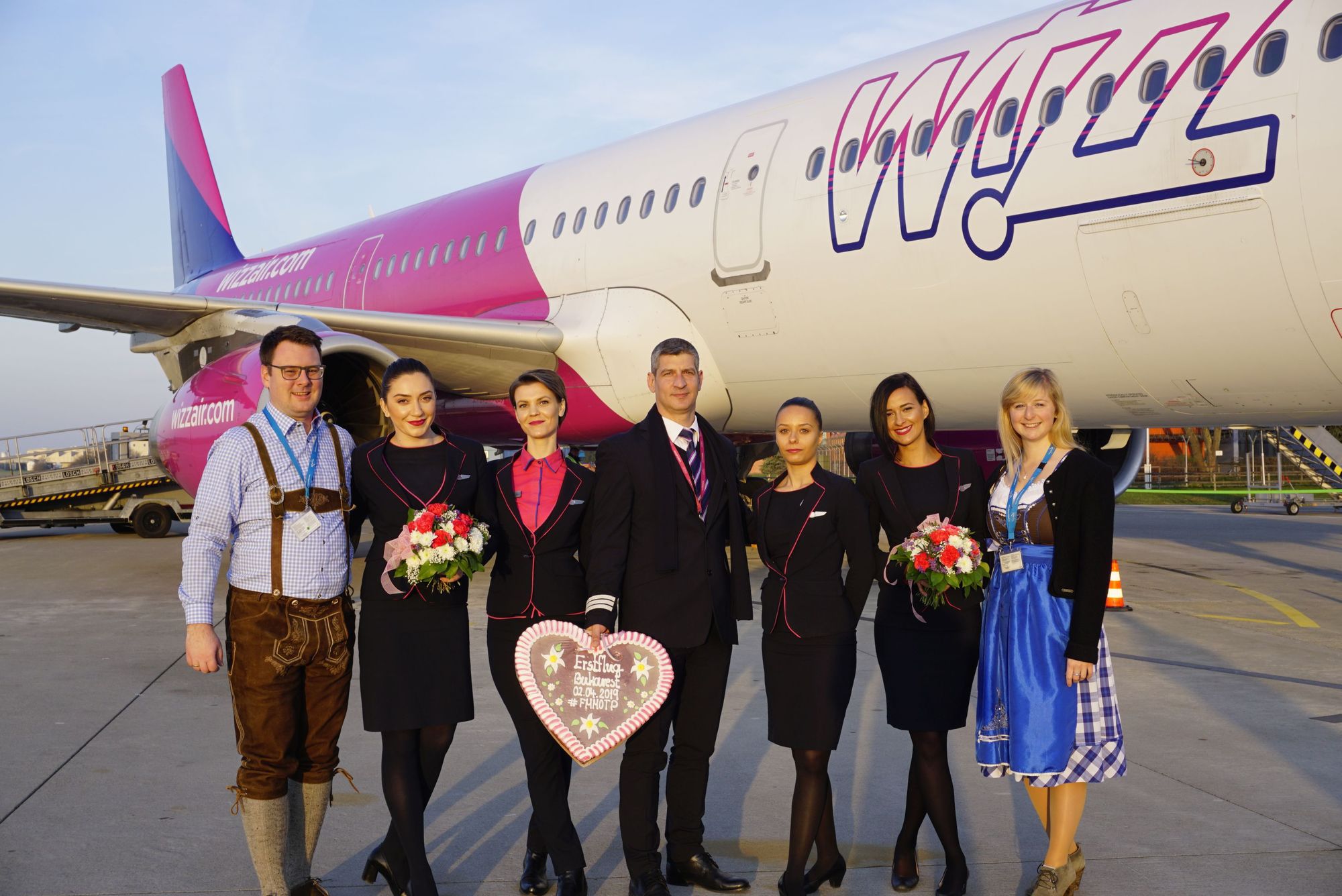 Der Erstflug nach Bukarest. 24 Flugziele in Osteuropa bietet der Flughafen Memmingen in diesem Sommer. Foto: Flughafen Memmingen