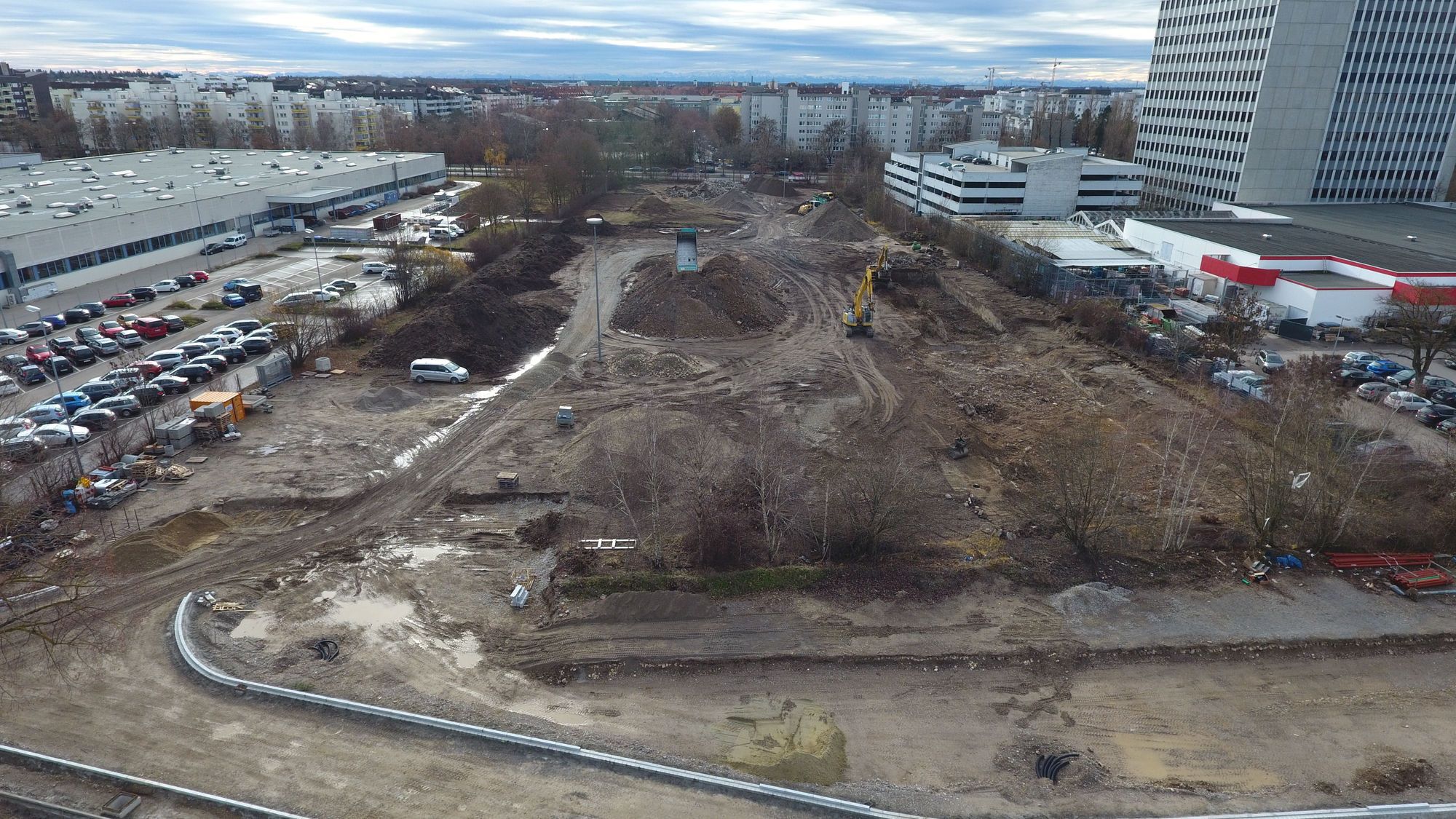 Die Baufläche in Blickrichtung Univiertel. Foto: TONI IMMOBILIEN