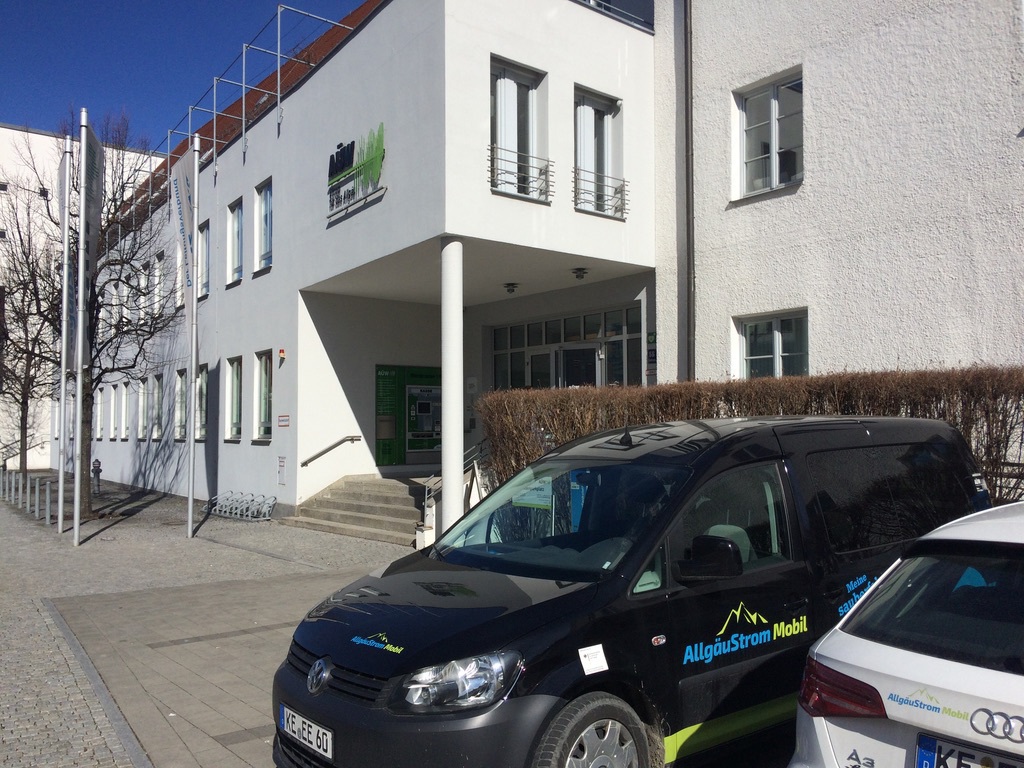 Das neue Hauptgebäude. Foto: AÜW