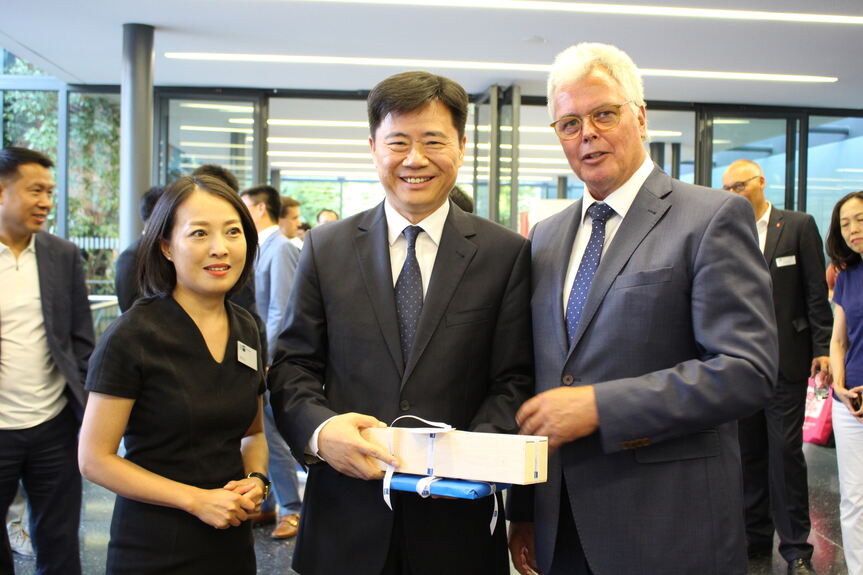 IHK Schwaben Sommerfest 2019: China - Bedrohung oder ...