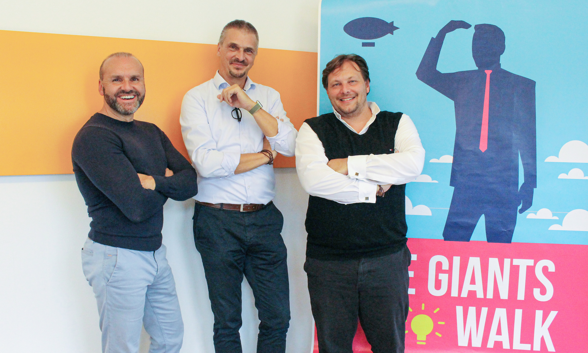 Stellten beim Besuch in der Redaktion von B4B WIRTSCHAFTSLEBEN SCHWABEN „The Giants Walk“ vor (v.l.): Christian Gebler, Michael Kimmich und Andreas Renner. Foto: Iris Zeilnhofer/B4B WIRTSCHAFTSLEBEN SCHWABEN