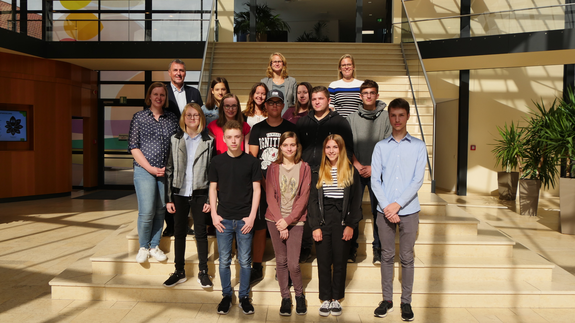 Die neuen Dehner Nachwuchskräfte der Ausbildungsrunde 2019/2020. Foto: Vanessa Ruhl