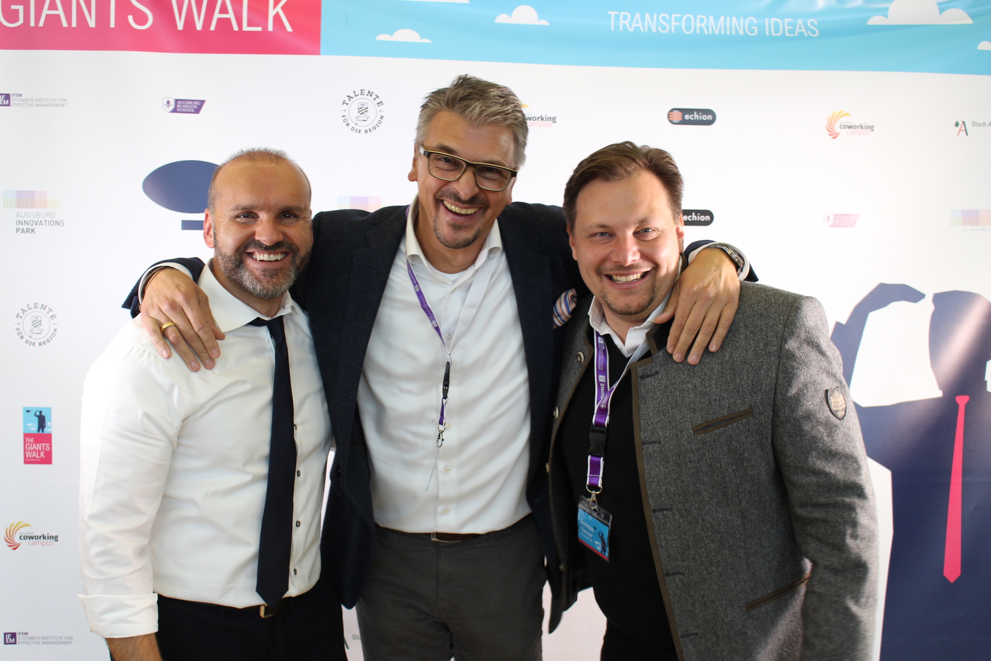 Christian Gebler, Michael Kimmich und Andreas Renner beim Start von The Giants Walk. Foto: Iris Zeilnhofer/B4B WIRTSCHAFTSLEBEN SCHWABEN
