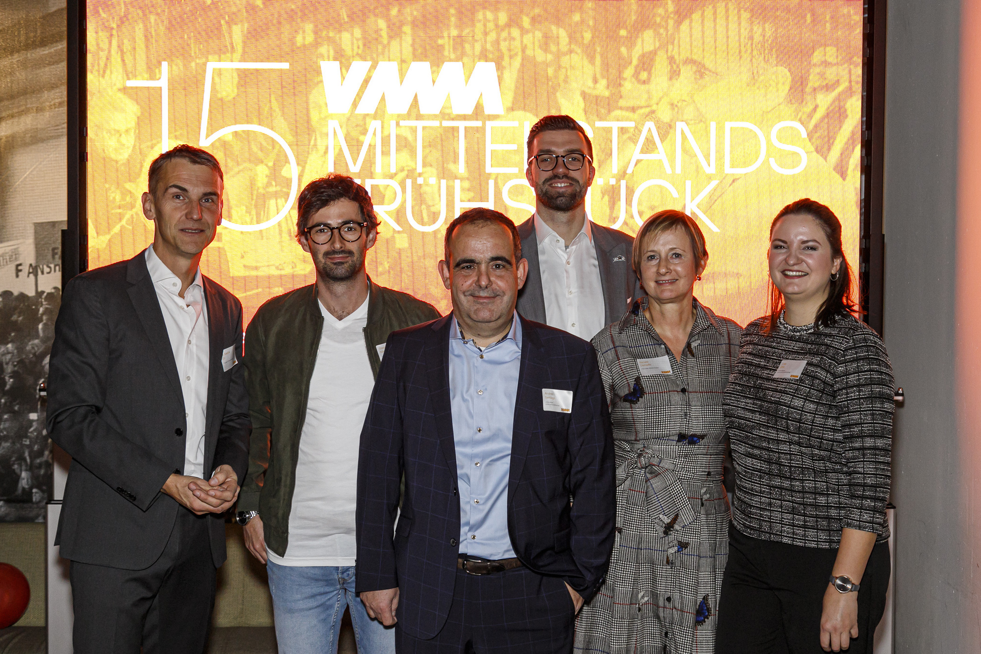 Dr. Sascha Ott, Stephan Nägele, Andres Santiago, Maximilian Horber, Renate Dempfle und Lisa Zöls beim 15. vmm Mittelstandsfrühstück. Foto: Bernd Jaufmann