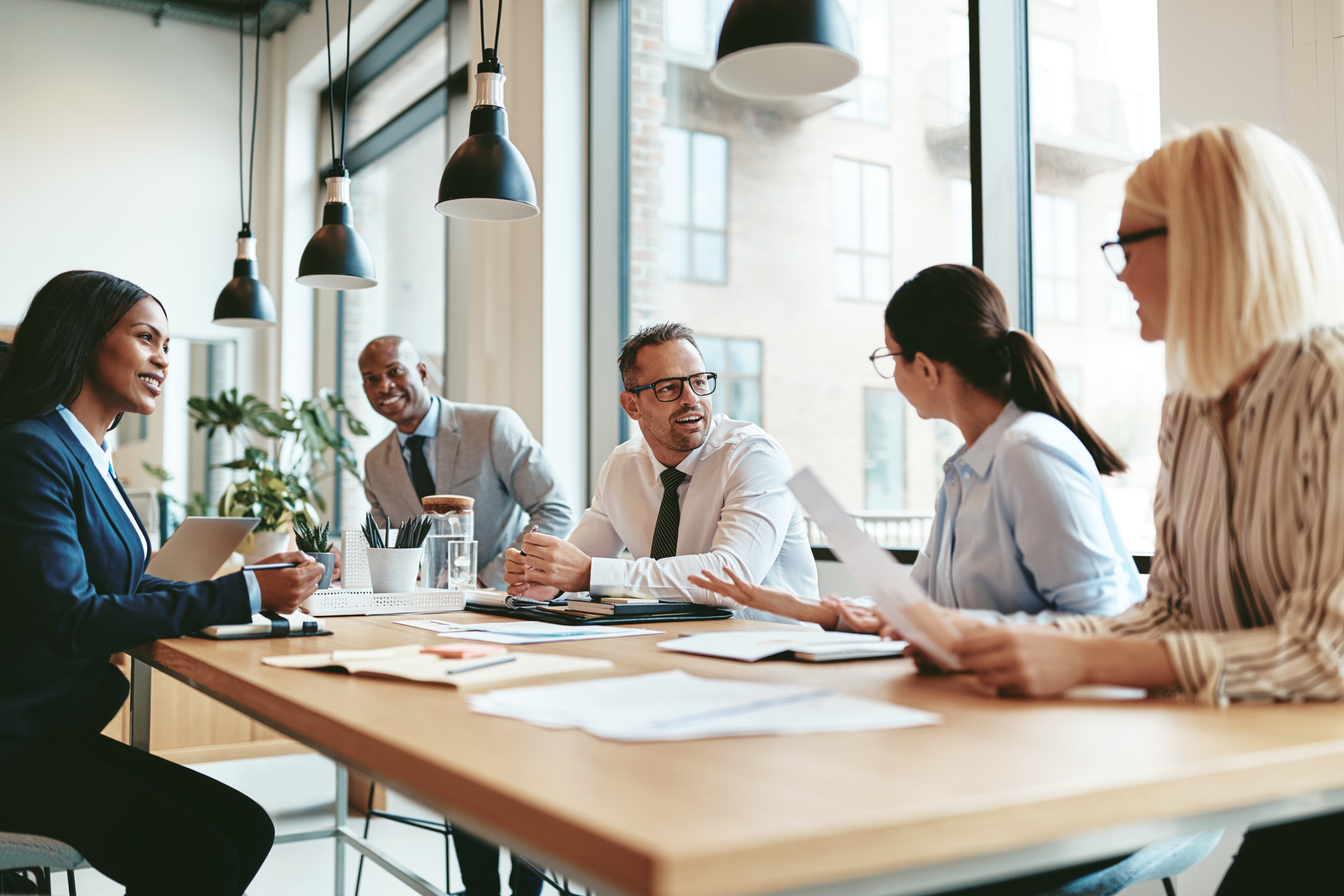 Symbolbild. Kooperation zwischen vmm und Wirtschaftsmagnet. Foto: Flamingo Images/stock.adobe.com