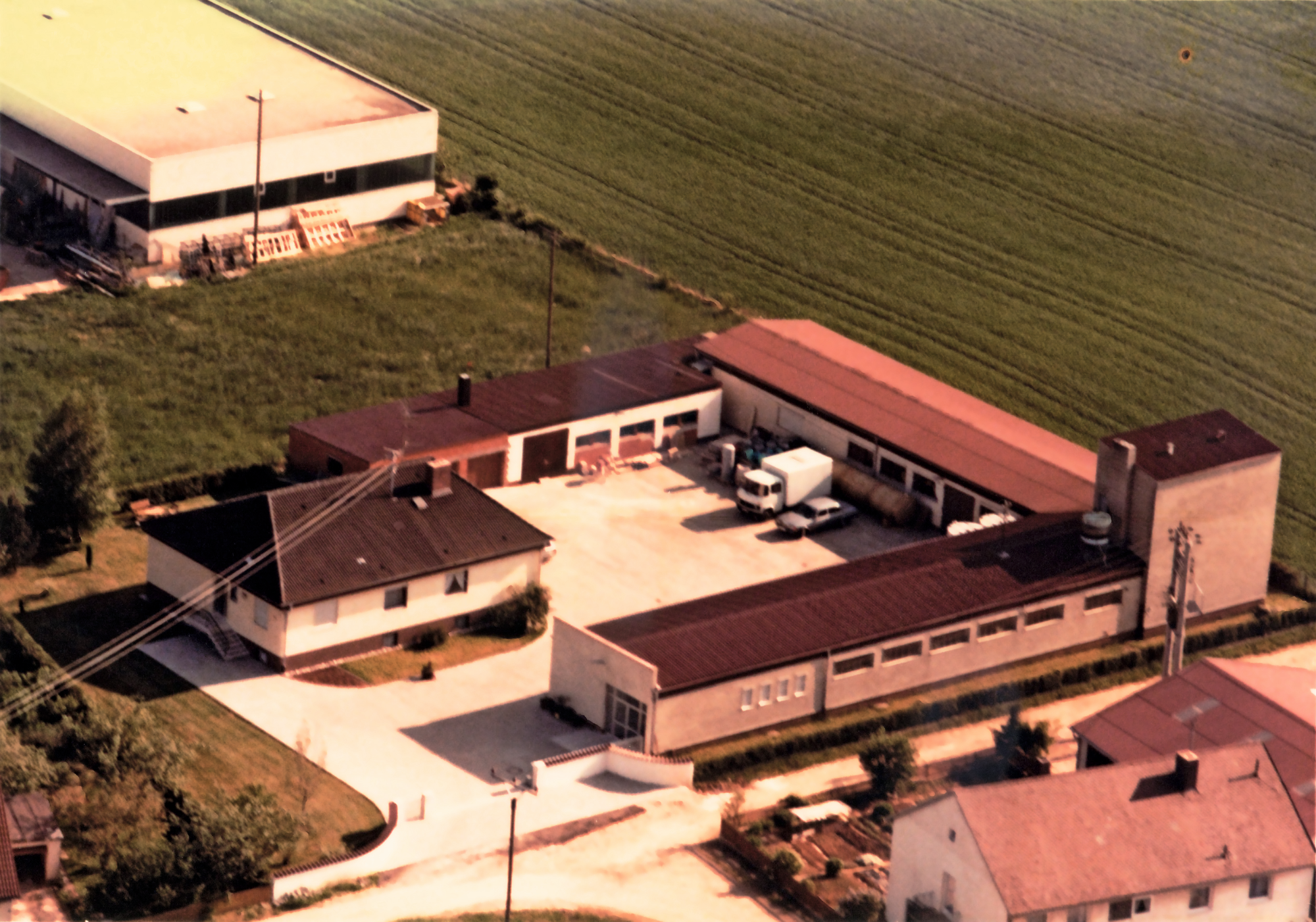 1980. Destilla wächst stetig. Foto: Destilla
