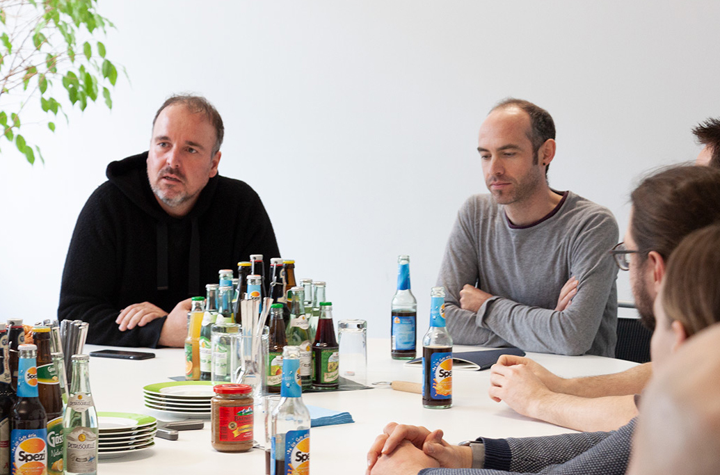 Stefan Schimpfle, Geschäftsführung DZ.S, (links) gibt Tipps, was Startups in der Corona-Krise unternehmen können. Foto: Digitales Zentrum Schwaben (DZ.S), IT-Gründerzentrum GmbH
