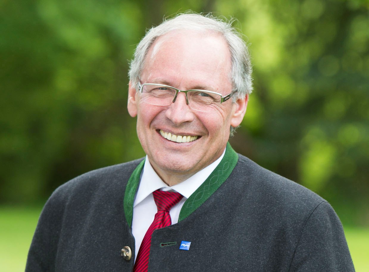 Landrat Anton Klotz, Vorsitzender des Aufsichtsrates der Allgäu GmbH, appelliert dafür, die Infrastruktur nicht auszubremsen. Foto: Landratsamt Oberallgäu