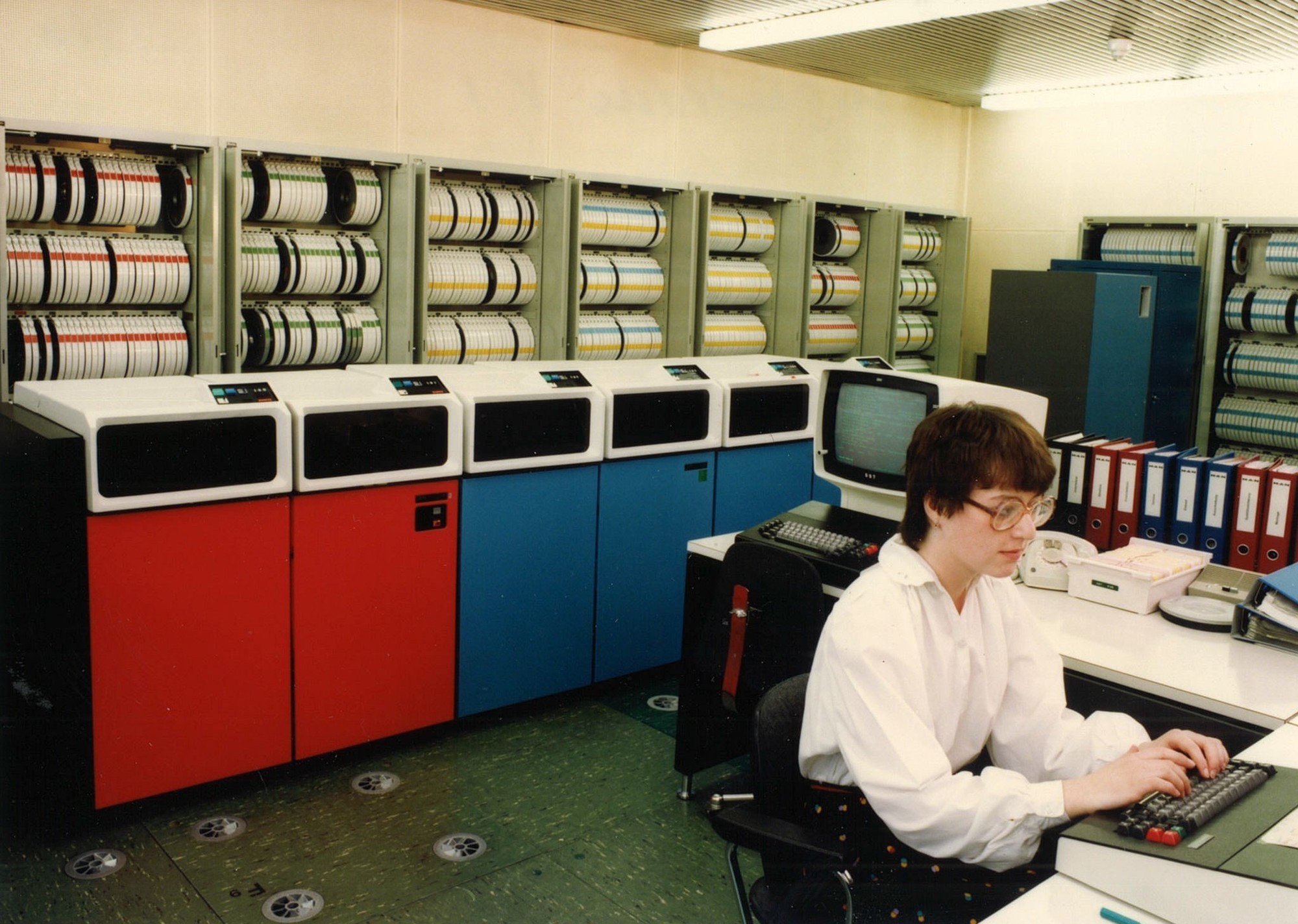 Das Rechenzentrum 1980. Foto: Historisches Archiv der MAN Augsburg
