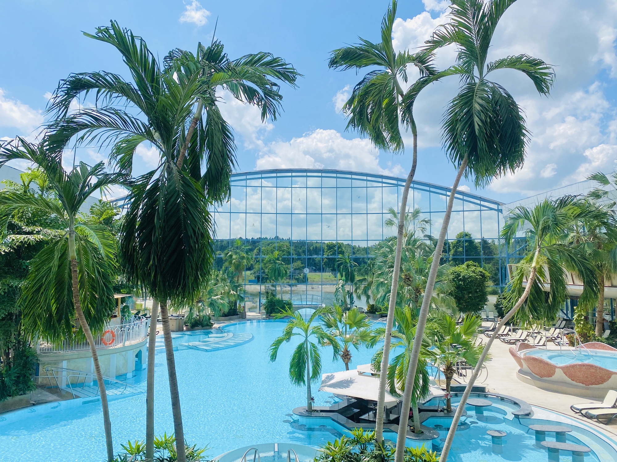 Symbolbild. Ab Ende Juni dürfen Besucher wieder in das Themenparadies der Therme Bad Wörishofen kommen. Foto: Therme Bad Wörishofen