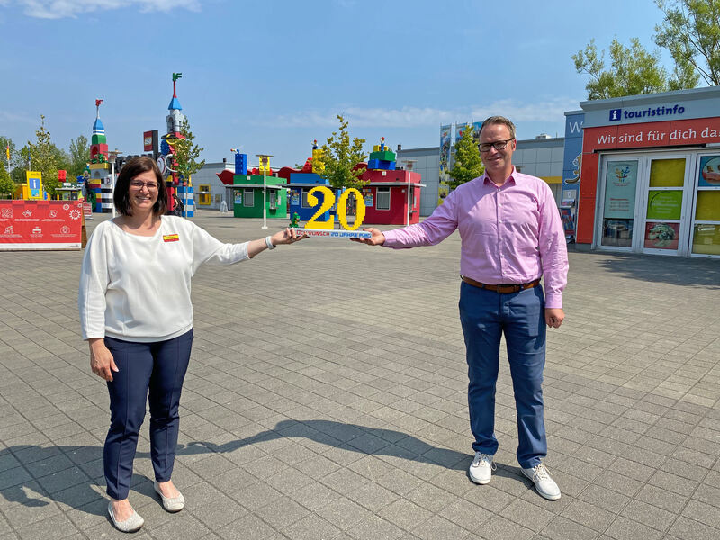 Legoland Und Regionalmarketing Gunzburg Feiern Zusammenarbeit Gunzburg B4b Schwaben