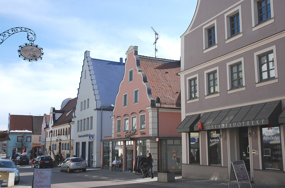Symbolbild. Die Hauptstraße der Stadt Wertingen. Foto: Wolfram Stadler