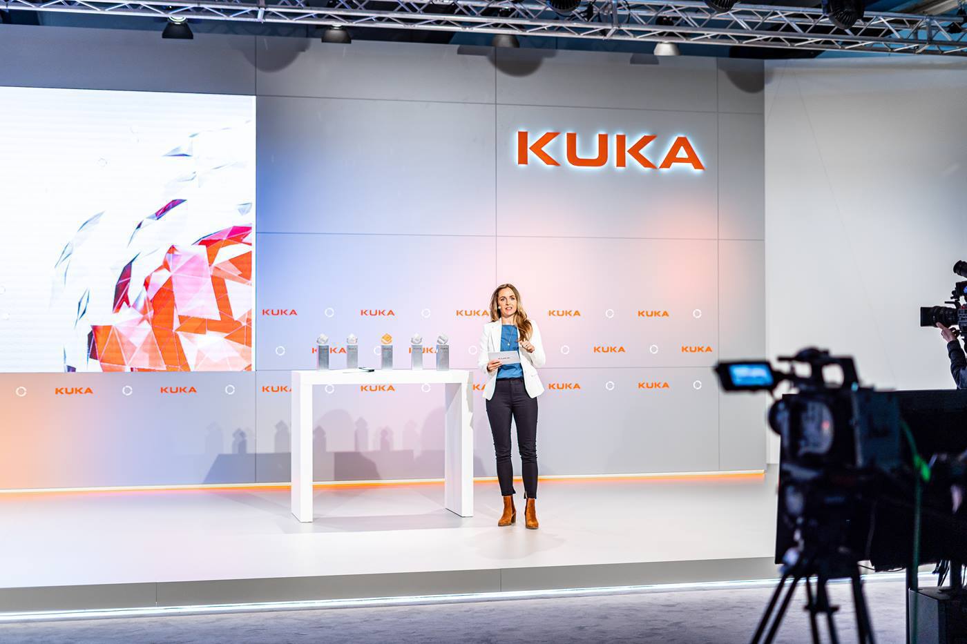 Dr. Kristina Wagner bei der virtuellen Verleihung. Foto: Kuka