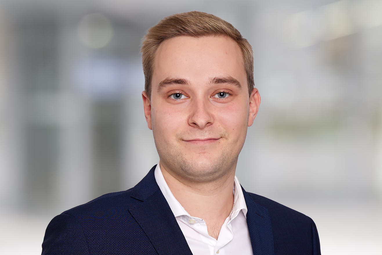 Niklas Gouverneur, Wirtschaftsforscher bei der IHK Schwaben