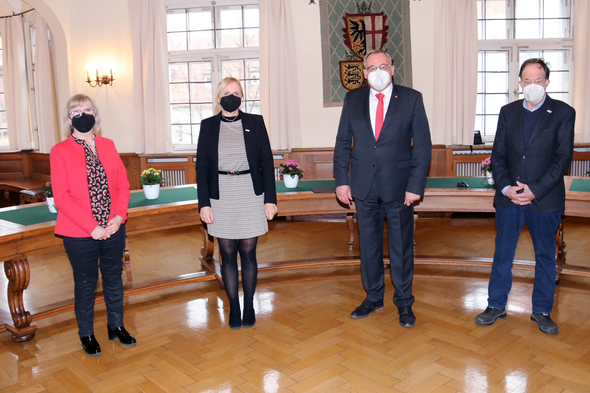 Bei der Amtseinführung im Rathaus (von links): Bürgermeisterin Margareta Böckh, Amtsleiterin Tanja Schröck, Oberbürgermeister Manfred Schilder und Bürgermeister Dr. Hans-Martin Steiger. Foto: Alexandra Wehr/Pressestelle Stadt Memmingen