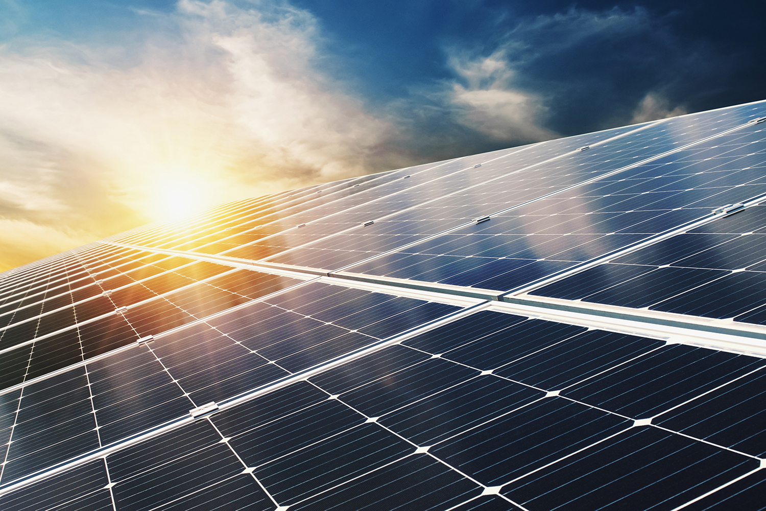 <p>Die PV-Anlage ist das Herzstück Ihrer nachhaltigen Energieversorgung<br>Bildquelle: Adobe Stock - lovelyday12</p>