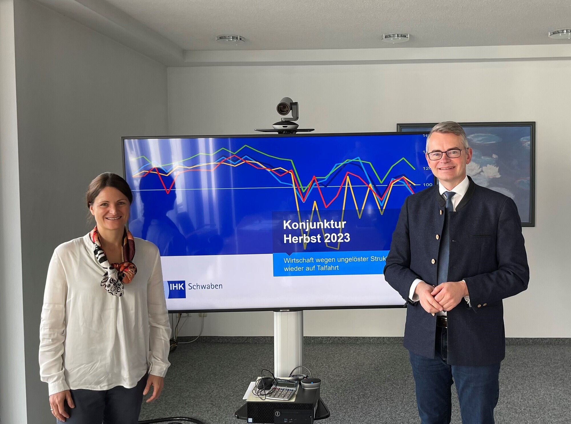 Frau Krauß-Herkert (links) und Herrn Tomaschko (rechts).