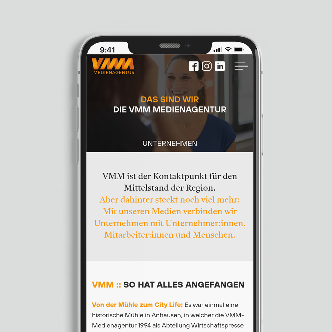 Die mobile Version der neuen VMM-Website im Einsatz. Foto: Büro 5