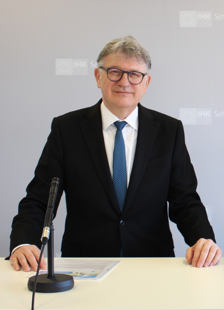 Reinhold Braun ist der Präsident der IHK Schwaben und Geschäftsführer von Sortimo. Foto: Michael Arnold / B4BSCHWABEN.de