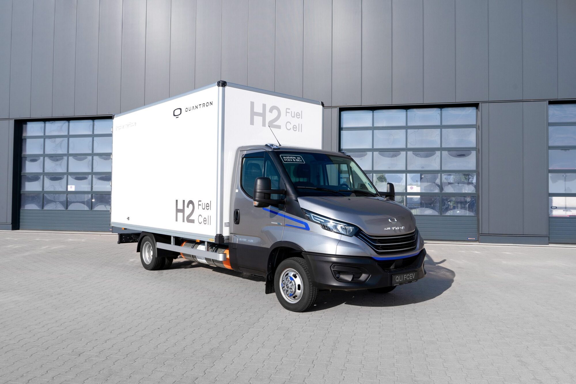 Der Quantron QLI FCEV-Transporter in der 4- bis 7-Tonnen-Klasse ist einer der wasserstoffbetriebenen Nutzfahrzeuge des Clean-Tec