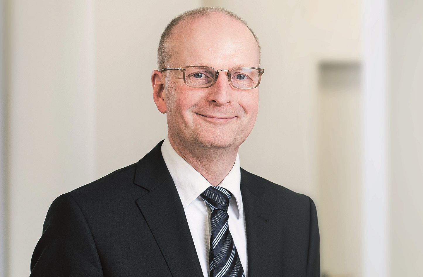 Dr. Christian Sering, Rechtsanwalt der Augsburger Wirtschaftskanzlei SCHEIDLE & PARTNER, ist Fachanwalt für Strafrecht. Foto: SC