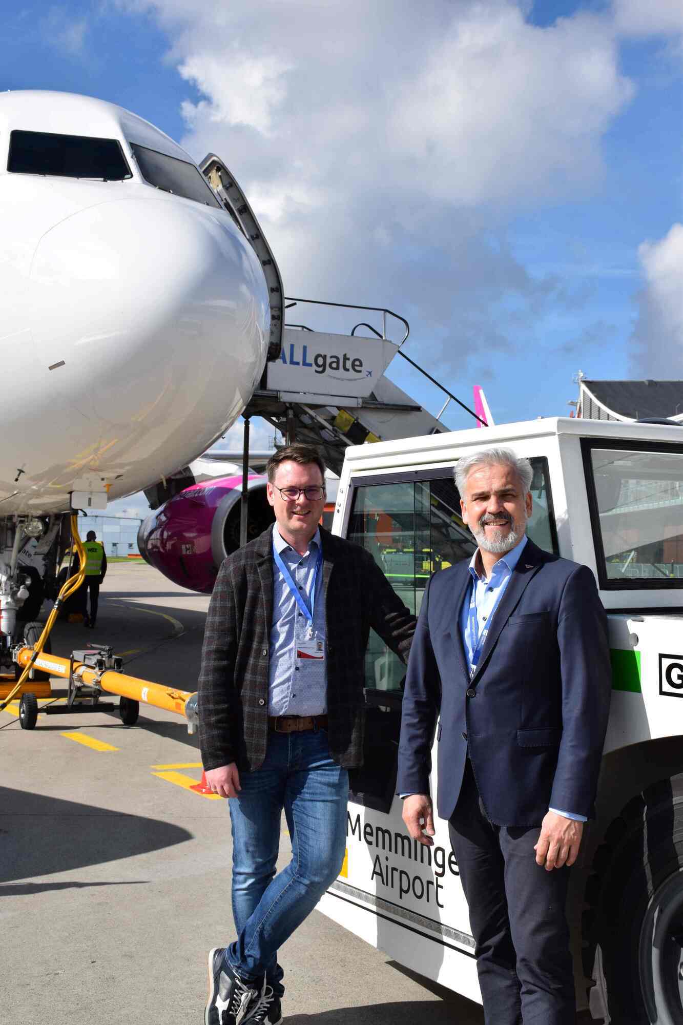 Das Führungs-Duo von Allgate: Ralf Schmid (rechts) und Marcel Schütz leiten künftig gemeinsam die Geschäfte der Flughafen-Tochte