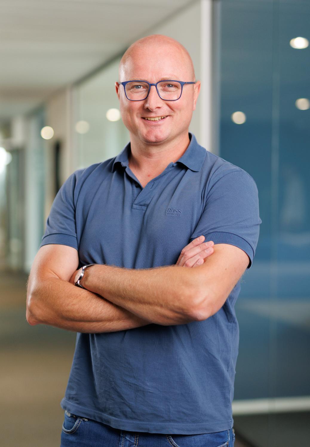 Das ist der Gründer und Geschäftsführer des IT-Unternehmens makandra GmbH aus Augsburg. Fotoquelle: makandra GmbH