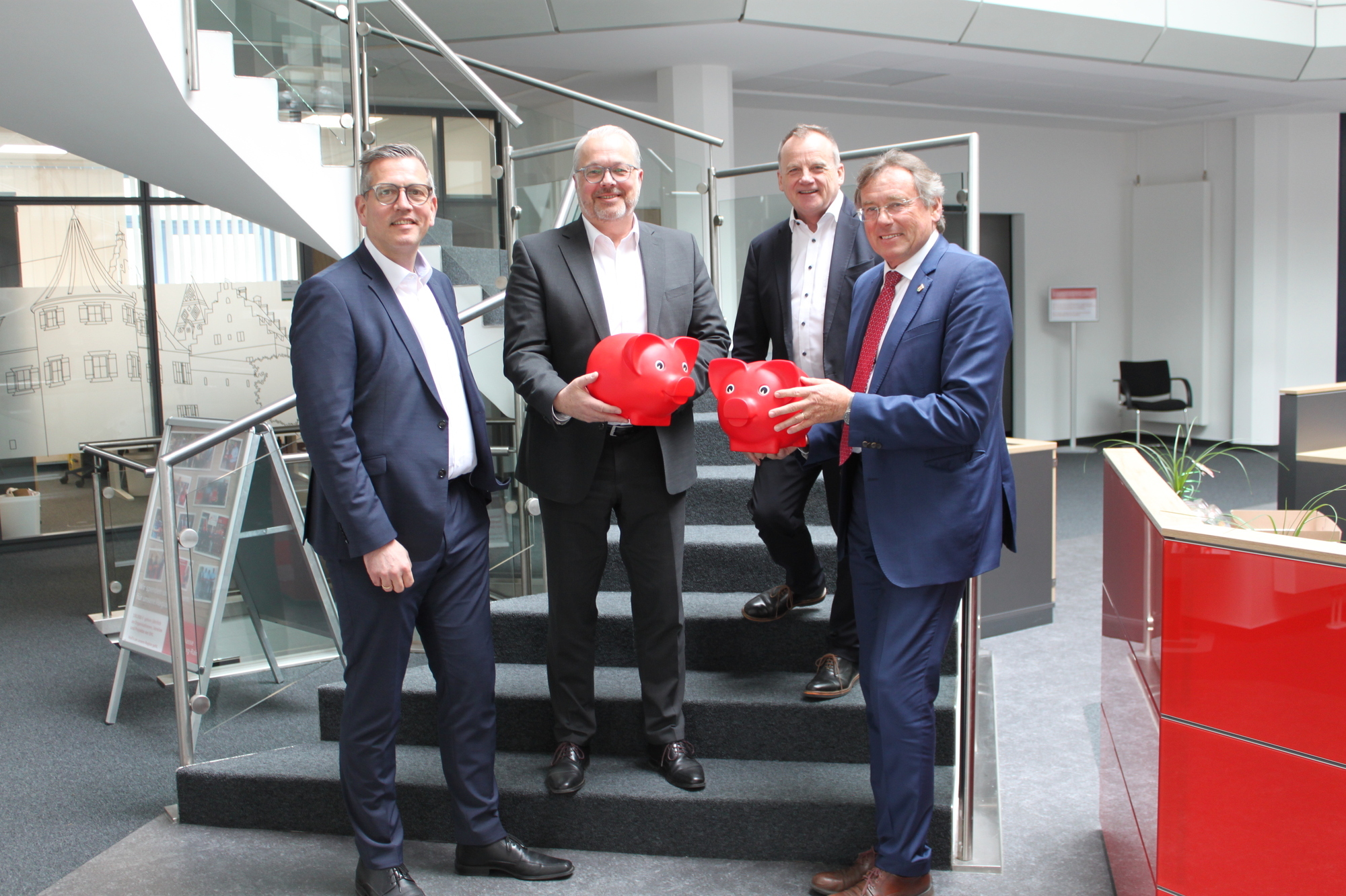 Die Sparkasse Neuburg-Rain stellt ihre Bilanz für das Jahr 2023 vor. Fotoquelle: Sparkasse Neuburg-Rain