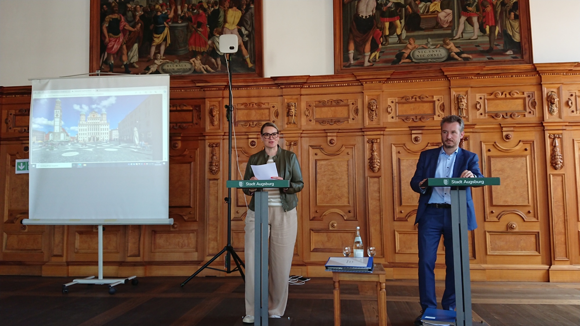 Oberbürgermeisterin Eva Weber und Steffen Kercher, seit Mai neuer Baureferent der Stadt Augsburg. Foto: B4BSCHWABEN.de