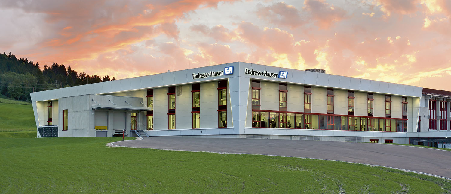 Das Dobler Expertenteam unterstützt Sie, wie beim Kunden Endress + Hauser, bei jedem Schritt Ihres Bauprojekts. Foto: Dobler GmbH &amp; Co. KG Planungsbüro