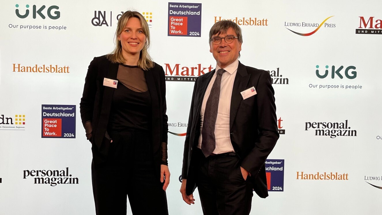 Nelson Killius, Sprecher der M-net Geschäftsführung, und Social Media Managerin Tanja Winklhofer bei der Great Place to Work Pre