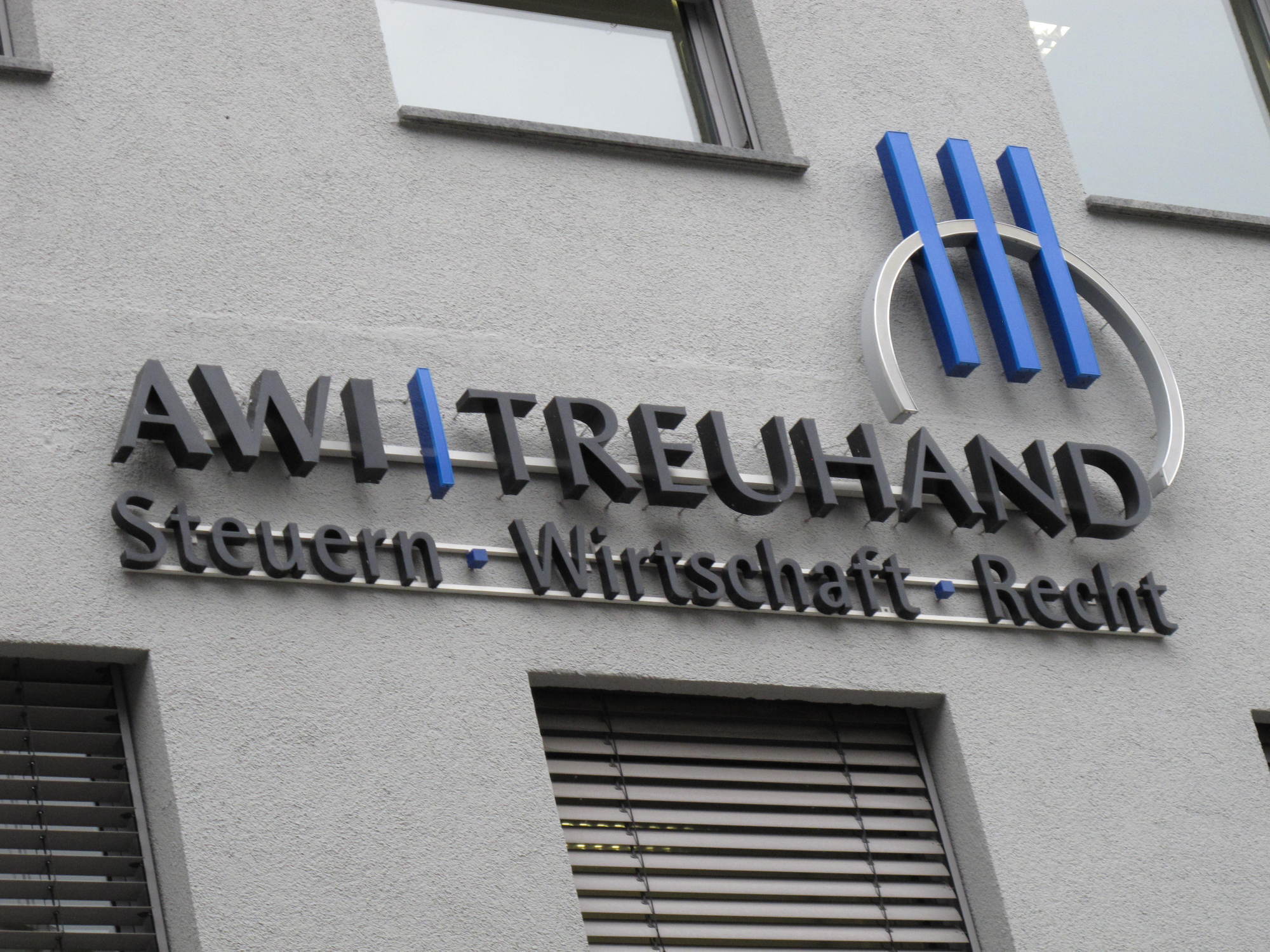 Ursprünglich befanden sich die Büroräume des Kanzleiverbunds auf dem Ernst-Reuter-Platz. Foto: B4BSCHWABEN.de