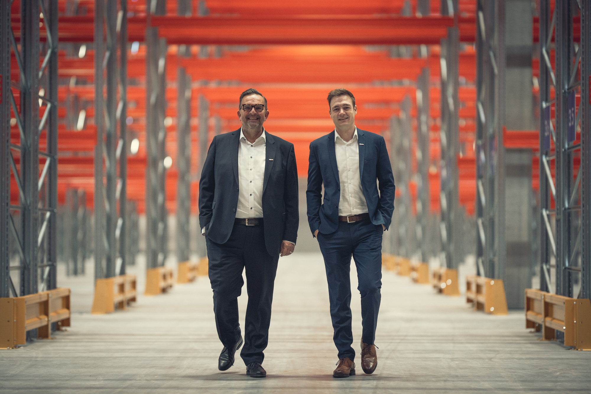 Donat Ruess (rechts) und Frank Bolz (links) sind die Geschäftsführer von Allgaier in Neu-Ulm. Bild: allgaier GmbH