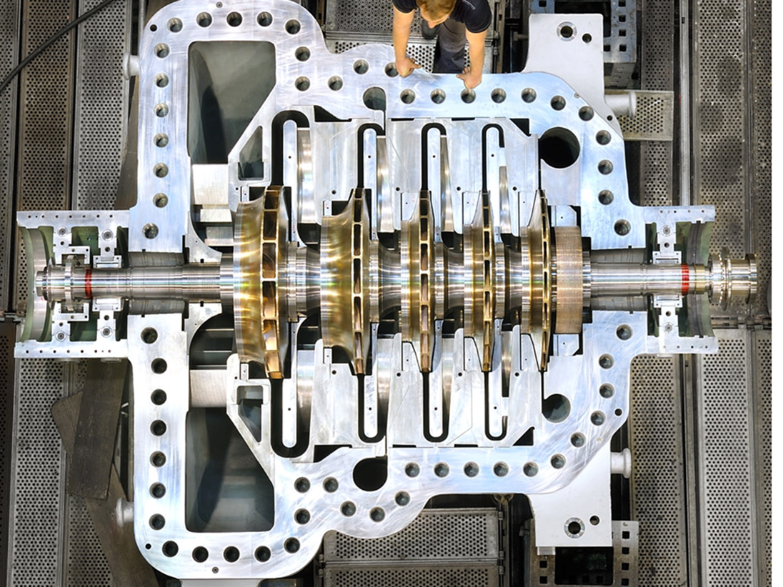 RH-Kompressor als Herzstück der MAN-Großwärmepumpenanlage für Scout Motors.