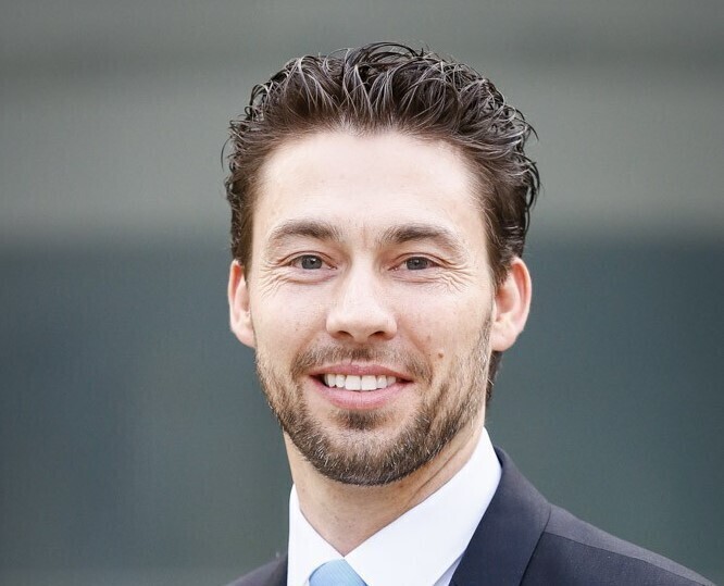 Archiv-/Symbolbild. Dr. Christian Fischer ist für den Fachbereich Berufliche Bildung bei der IHK Schwaben zuständig.