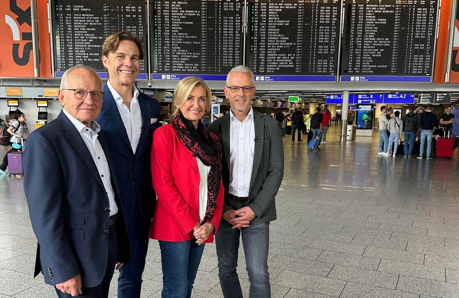 Von links: Gründer Walter Reichel (Mering), Co-Investor Kay Oswald, Co-Investorin Dagmar Wöhrl und Gründer Peter Helfer am Frankfurter Flughafen. Foto: Narina Malic / Kohpa