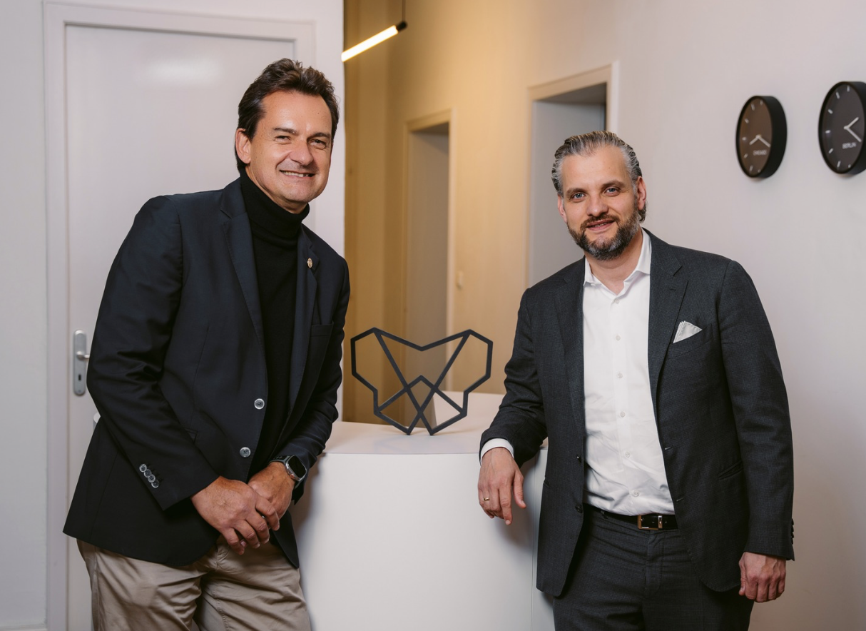 Von links: Thilo Köppe und Dr. Michael Hofmann, CEO von Vindelici Advisors. Foto: Vindelici Advisors