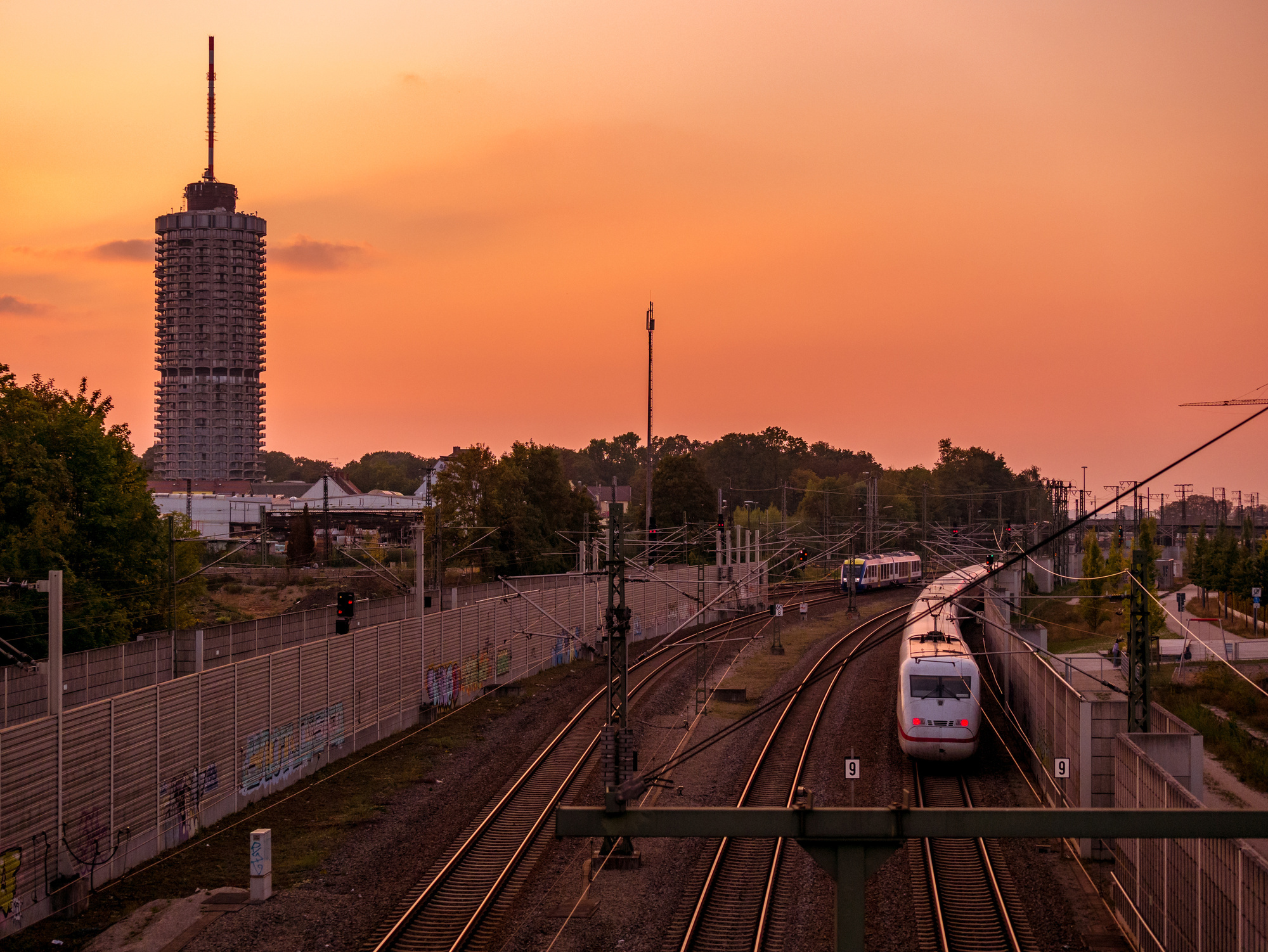 Symbolbild. Die Stadt Augsburg hat sechs Gewinner mit dem Zukunftspreis ausgezeichnet. Quelle: stock.adobe.com/Alex