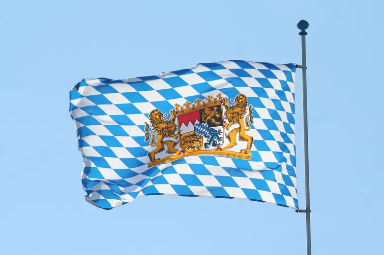 Symbolbild. Der Freistaat erhält 2,3 Milliarden für Start-ups. Bild: stock.adobe.com / Alta.C