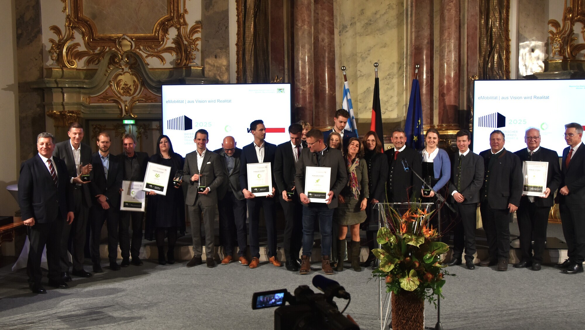 Alle Staatspreisträger.  Foto: B4BSCHWABEN.de