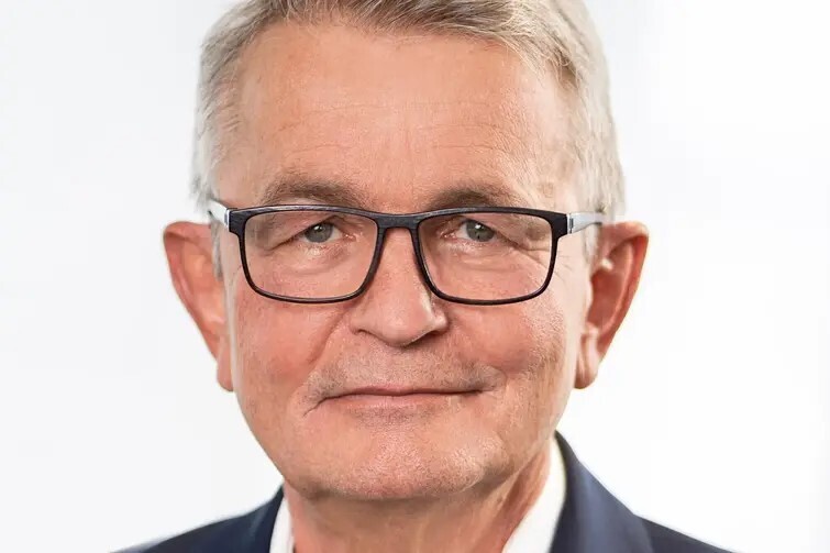Archivbild. Bertram Brossardt, Hauptgeschäftsführer der vbw, zeigt sich besorgt hinsichtlich des Umbaus des Energiesystems. Bild: vbw
