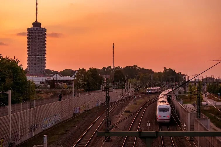 Symbolbild. Der Augsburger Tourismus verzeichnet erneut Rekordzahlen. Foto: stock.adobe.com/Alex