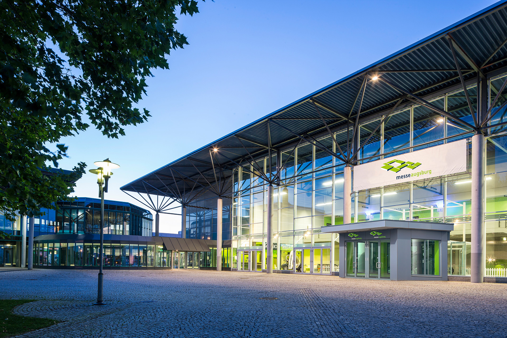 Der Auftakt der Erlebnismesse A\FAIR 2025 hat mit 30.000 Besuchern ein starkes Zeichen für die Bedeutung von interaktiven Erlebnismessen setzen können.