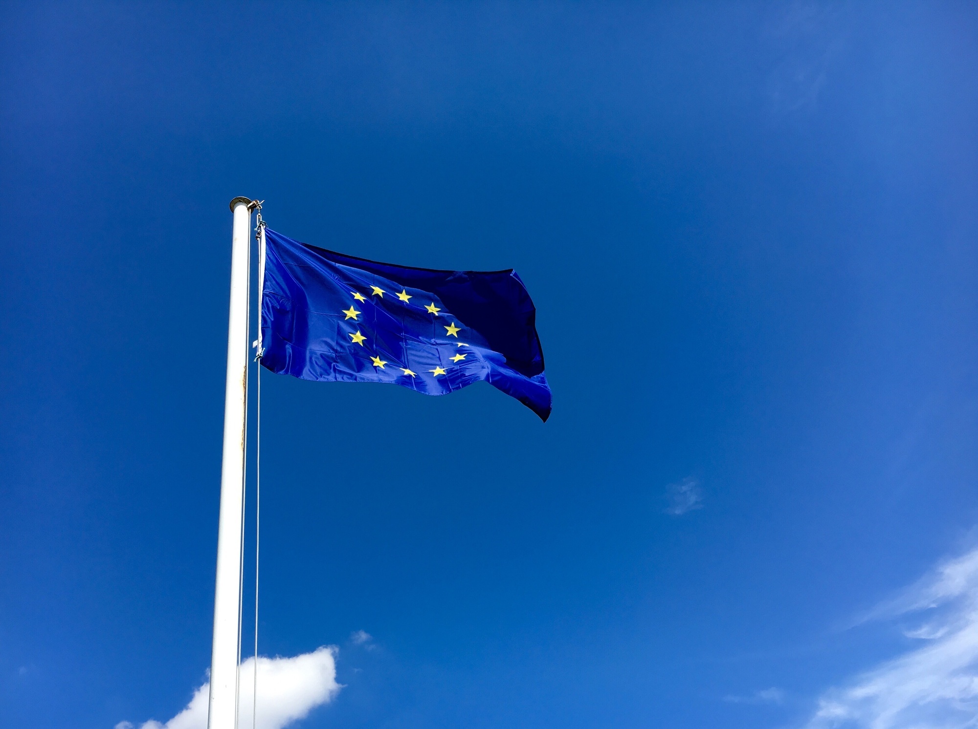 Politischer Dialog in Brüssel: Die vbw hat mit Vertretern der EU und der Wirtschaft über den Anpassungsbedarf der CSRD und der CSDDD diskutiert. Foto: stock.adobe.com / Sallenbuscher
